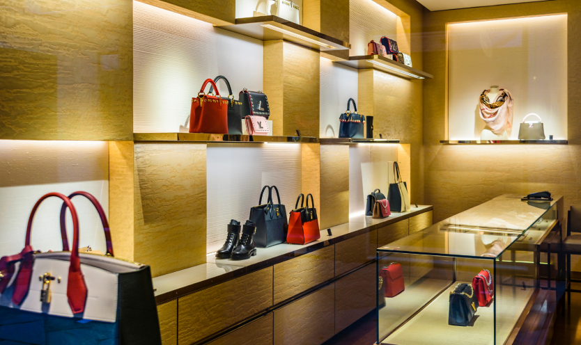 Pricing Prestige: Why Luxury Brands Need AI to Protect Value in a Discount-Driven Market